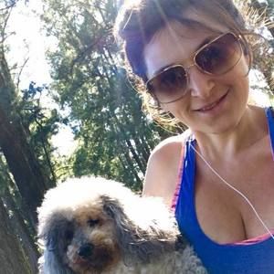 Meet your Posher, Regina